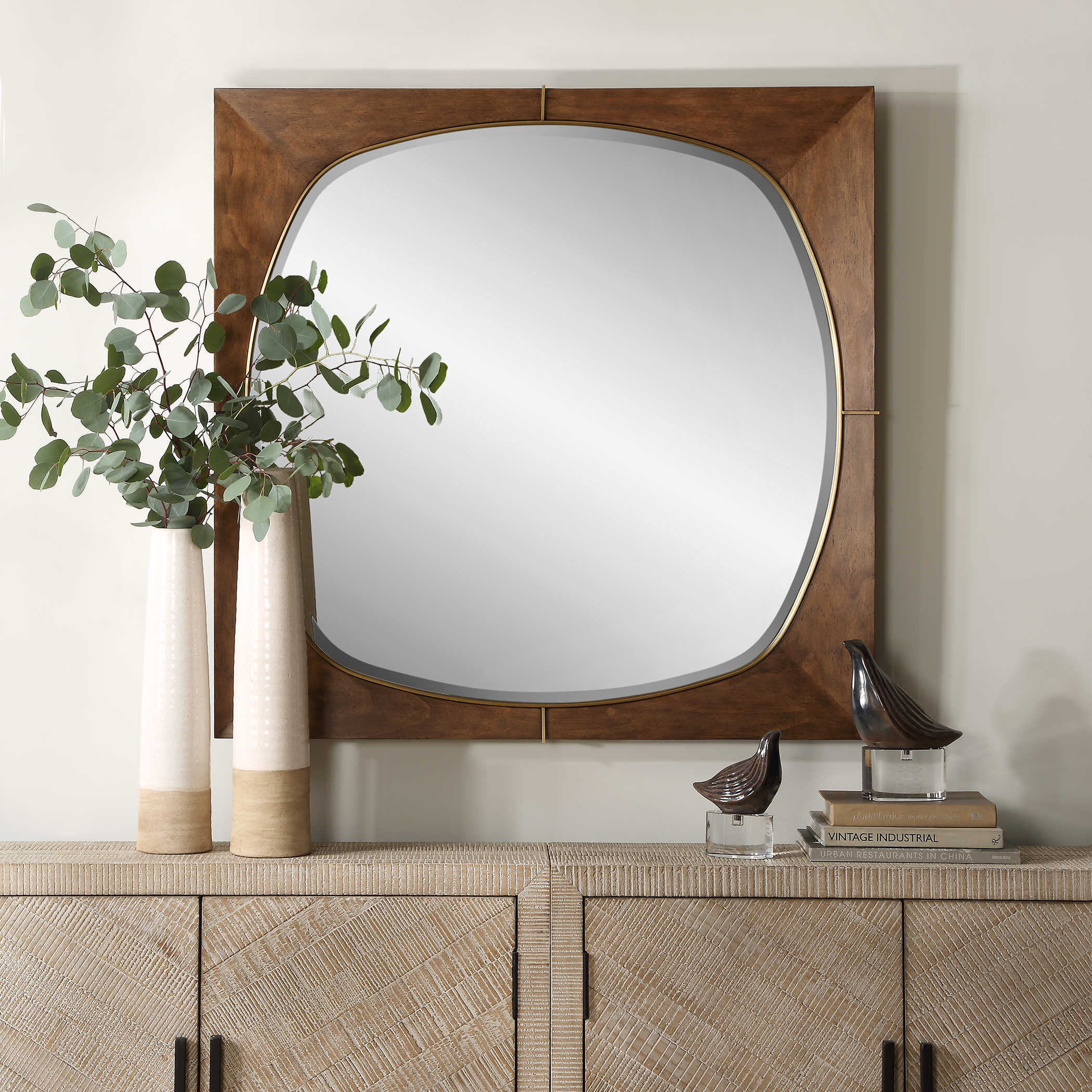 square mirror