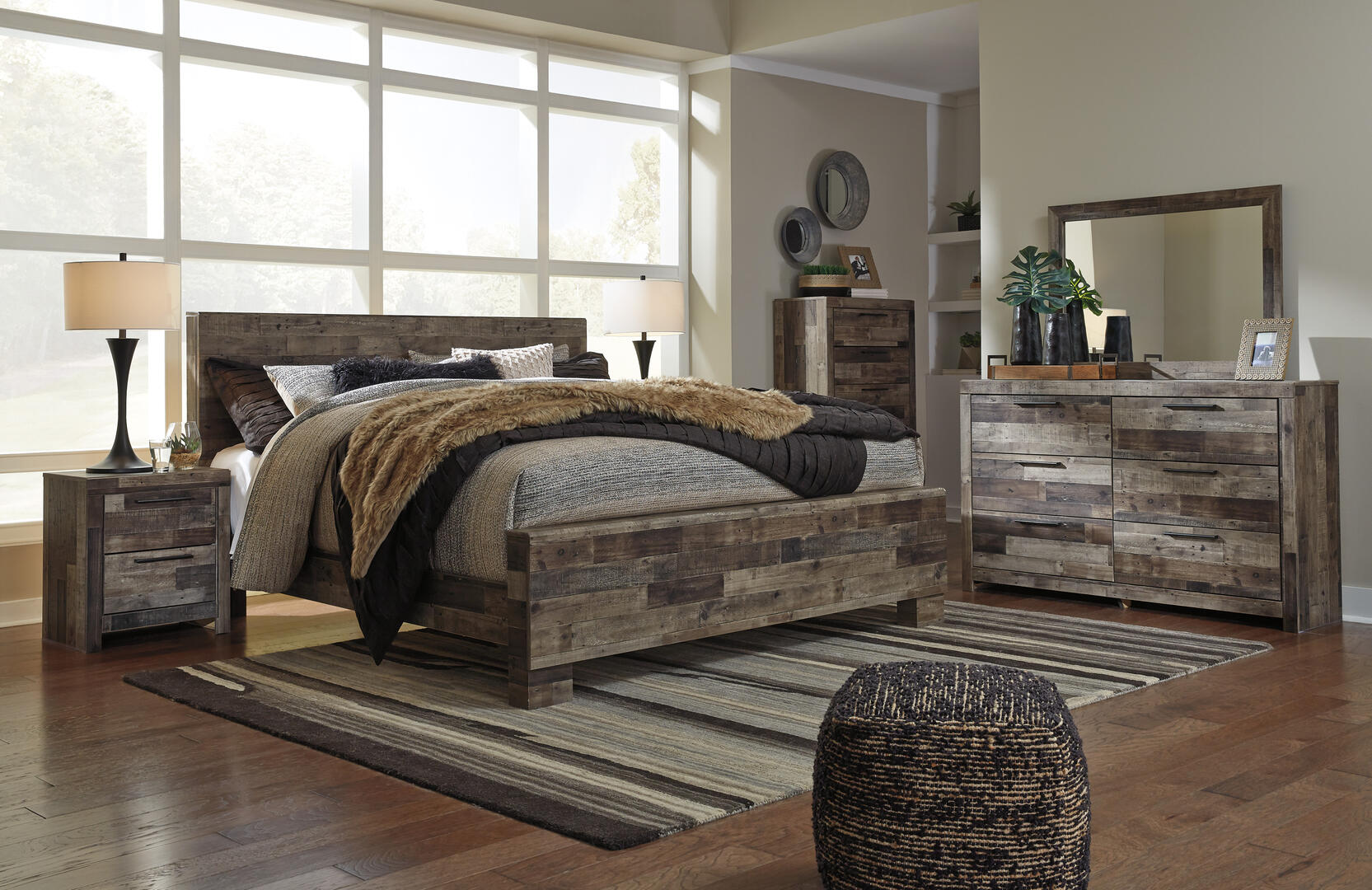 Ashley derekson 4-piece king bedroom set