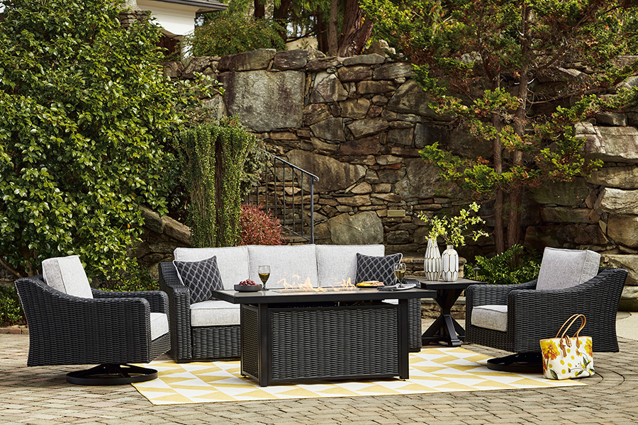 Voted best outdoor patio furniture store in Des Moines Metro
