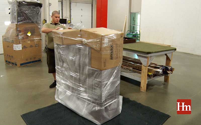 Furniture Moving Covers in Packing Materials 