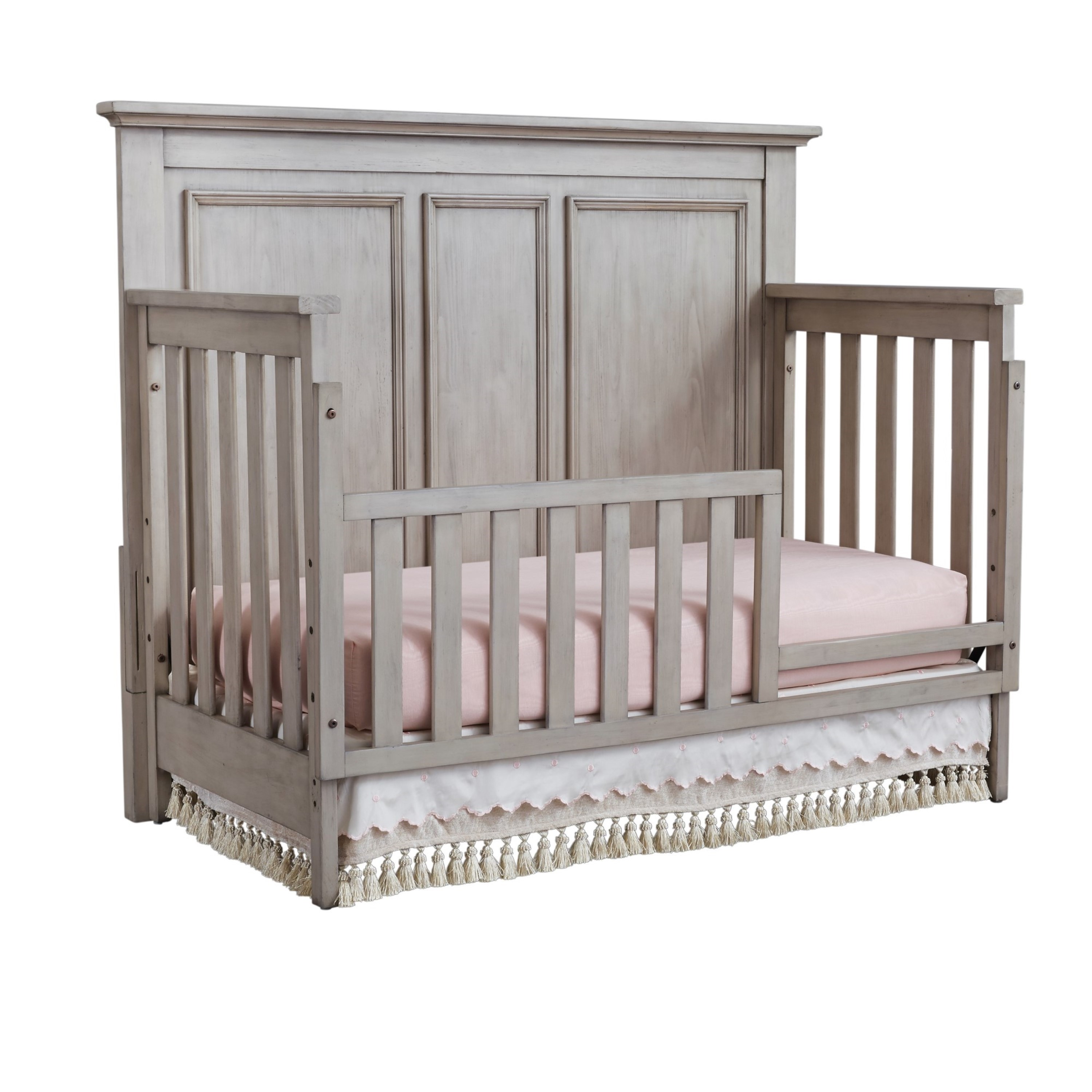 M Design Village Kenilworth Convertible Crib