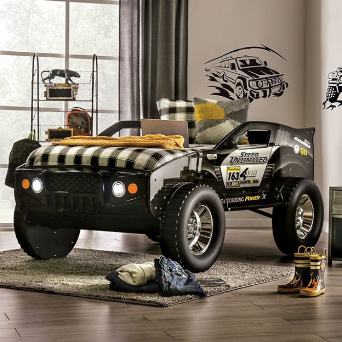 Jeep bed in fun boys bedroom